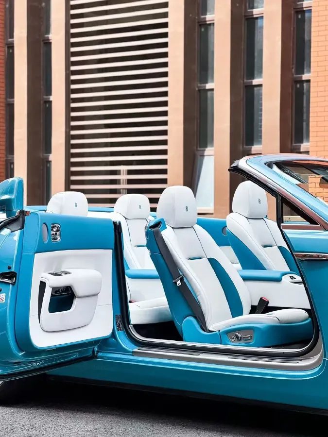 2018 Rolls-Royce Dawn 6.6T 571HP V12 8AT,autocango,china used car exporter,china ev exporter,chinese used car exporter,chinese used ev exporter