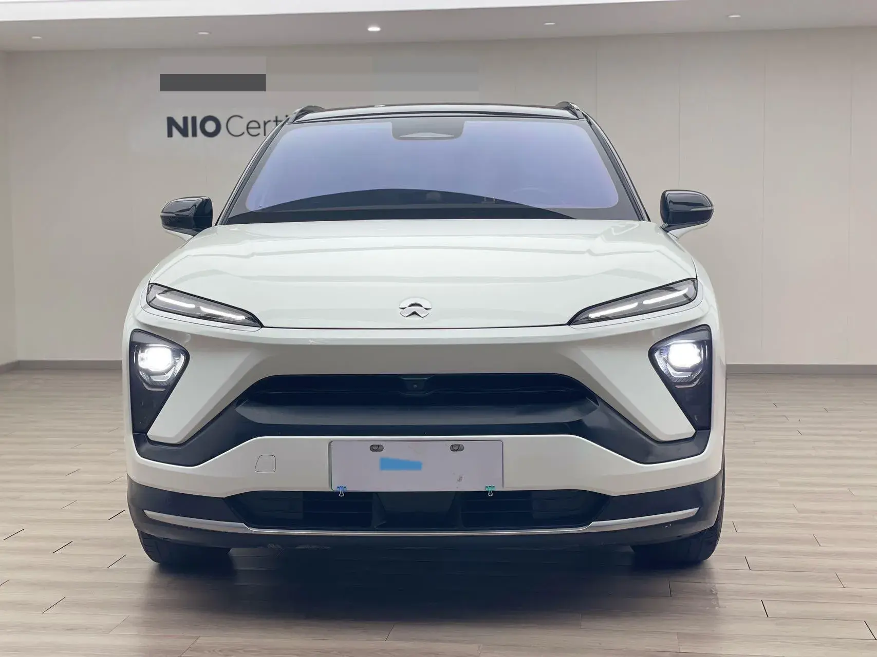 2020 NIO ES6 thumbnail 3