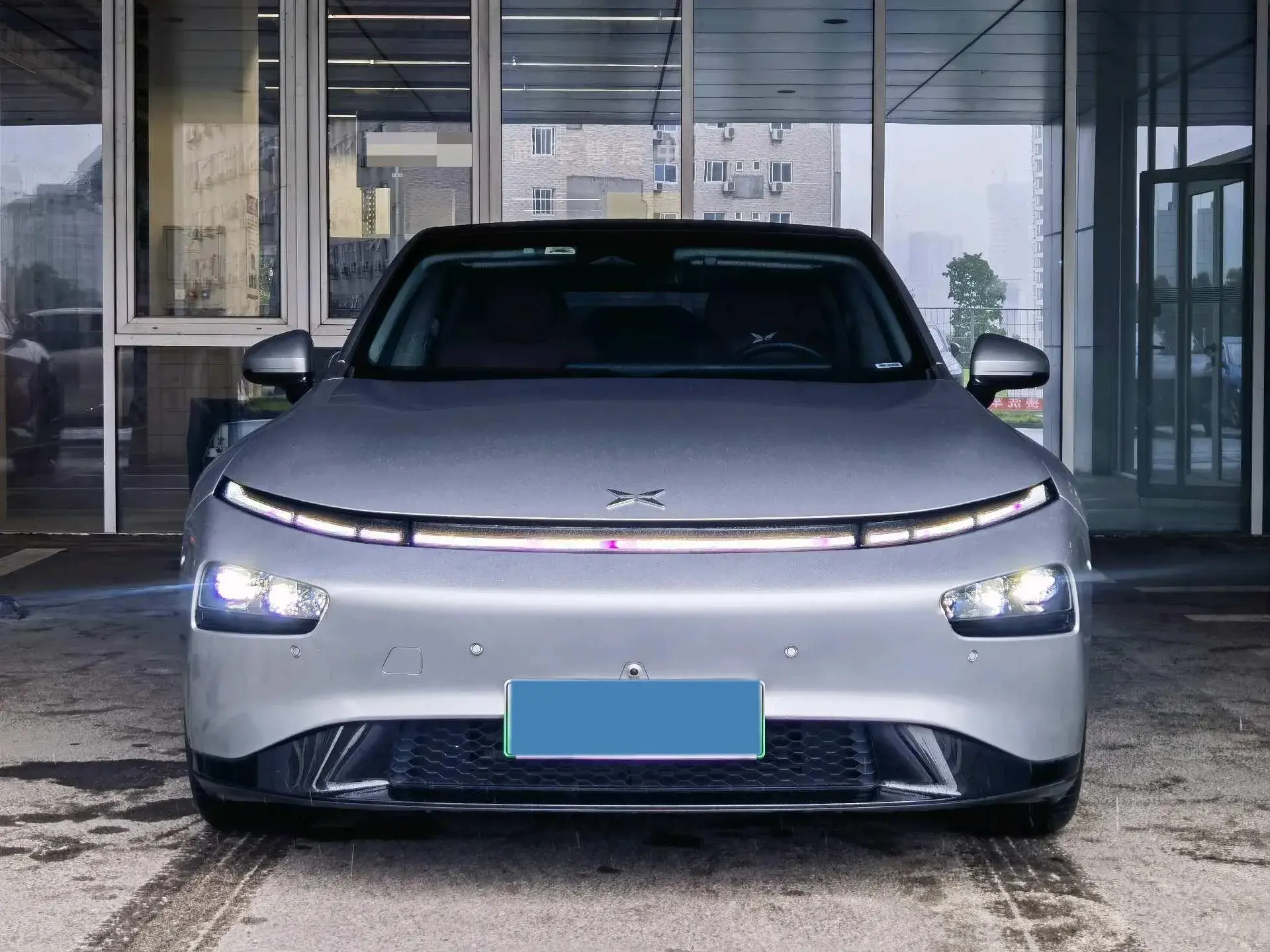 2021 XPENG P7 thumbnail 2