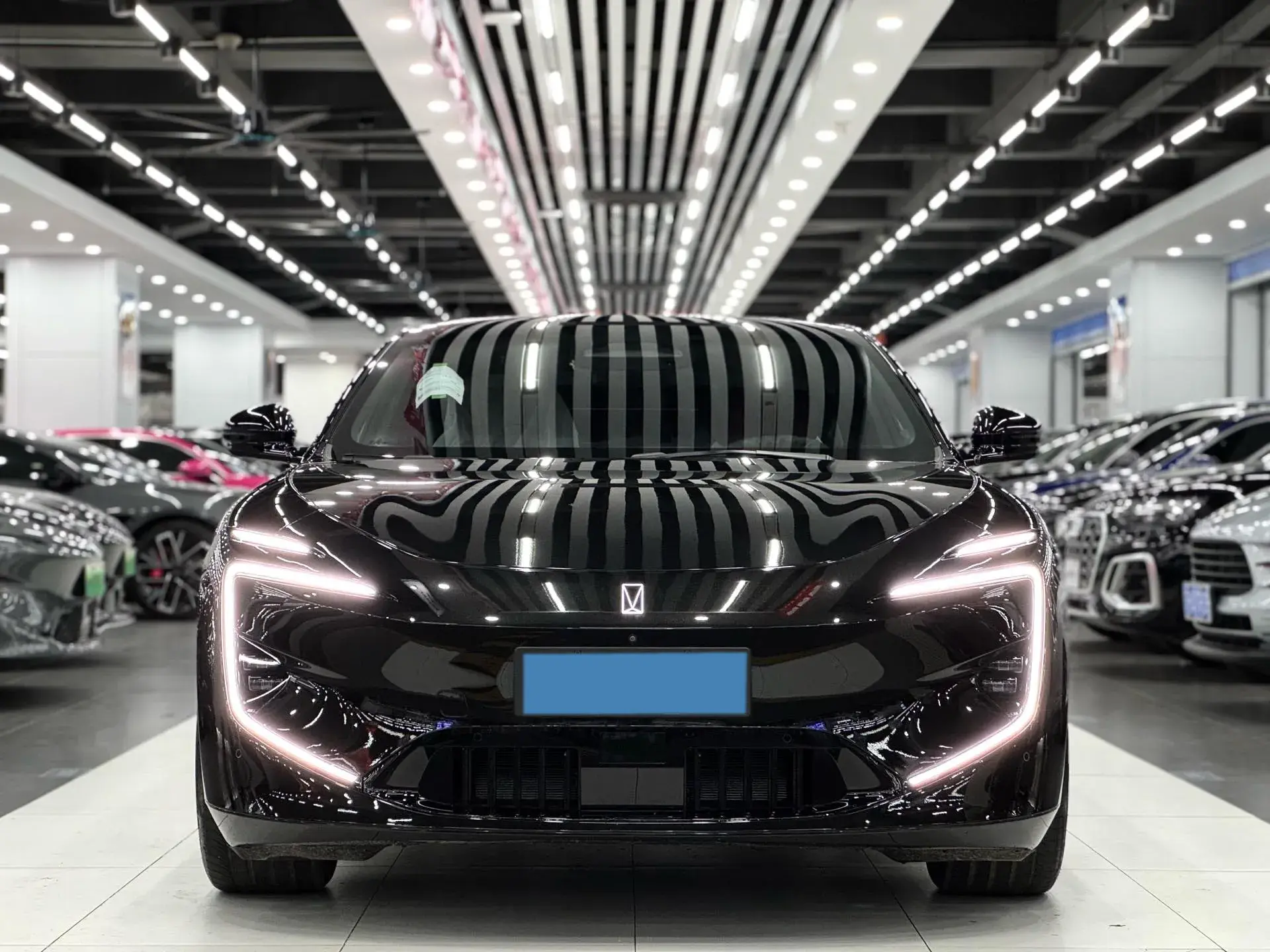 2025 AVATR 12 thumbnail 3