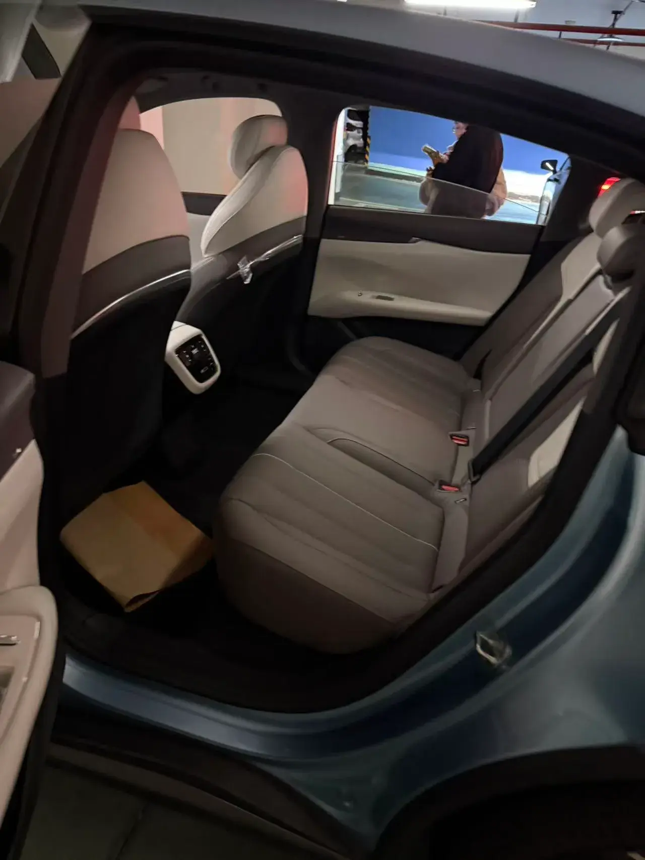 2025 DEEPAL L07 thumbnail 4