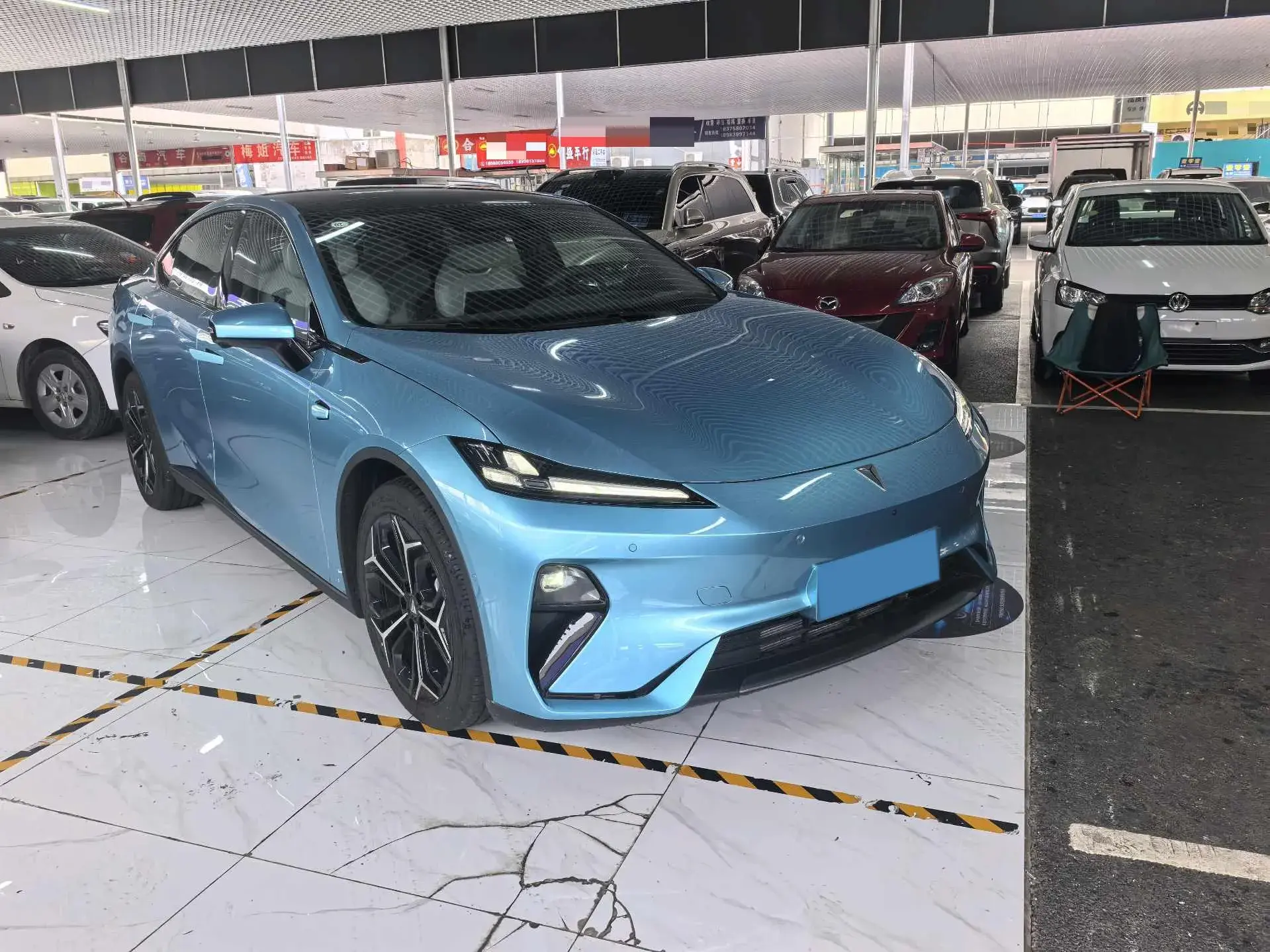 2025 DEEPAL L07 thumbnail 3