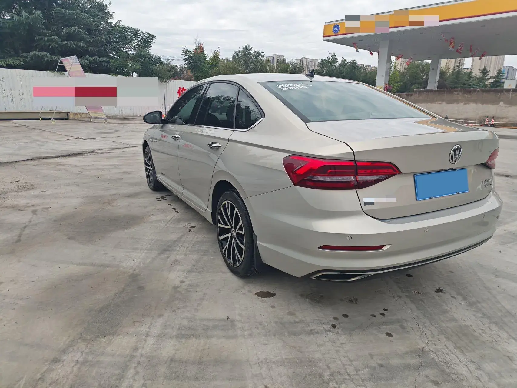 2019 VOLKSWAGEN LAVIDA thumbnail 4