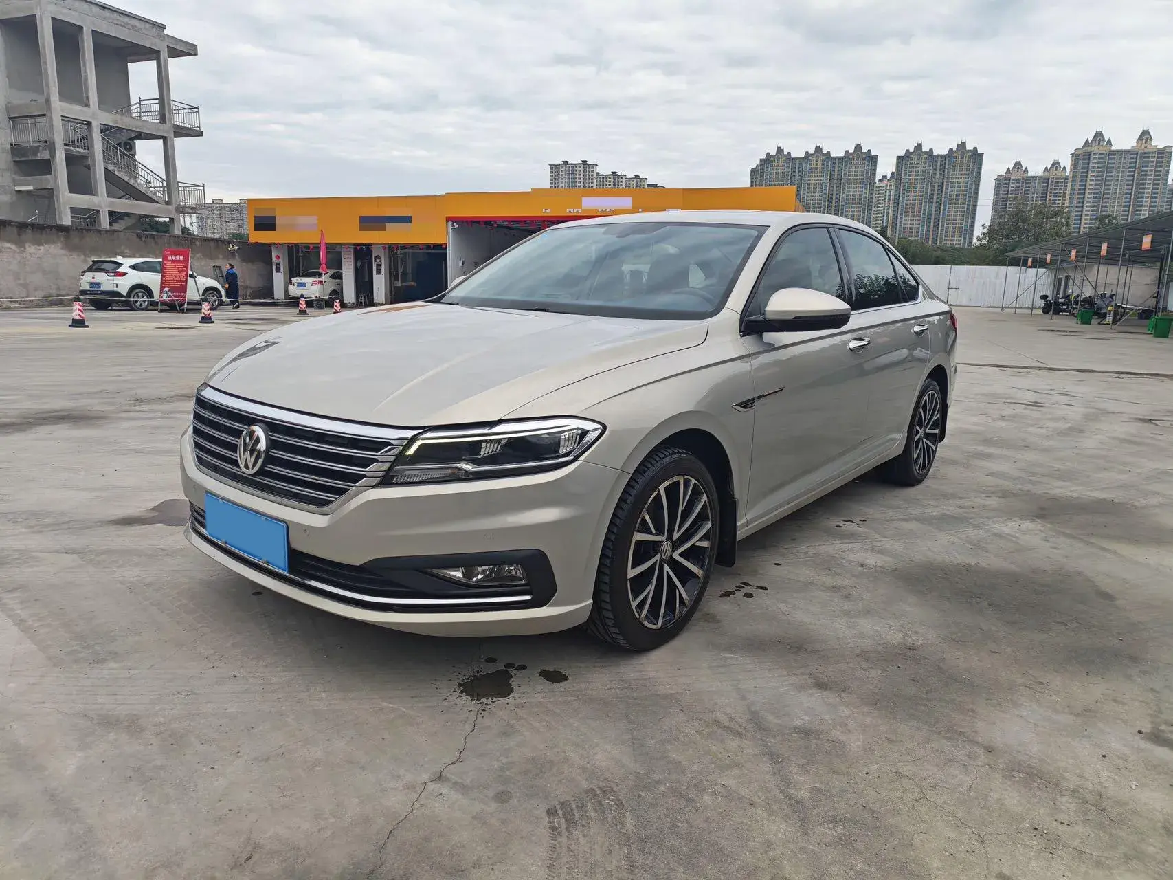 2019 VOLKSWAGEN LAVIDA view 1