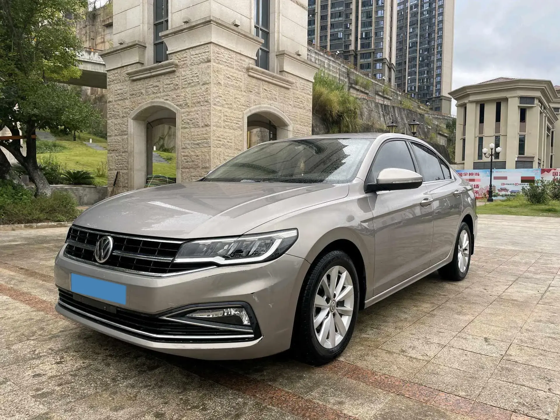 2019 VOLKSWAGEN BORA view 1