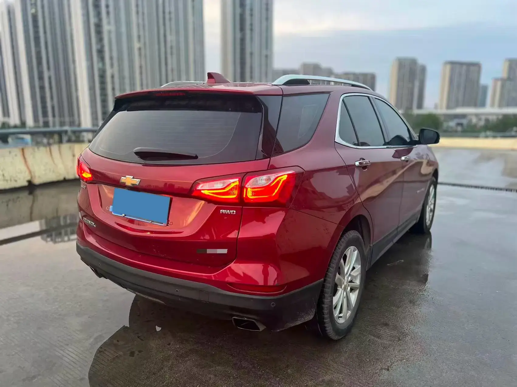 2018 CHEVROLET EQUINOX thumbnail 4