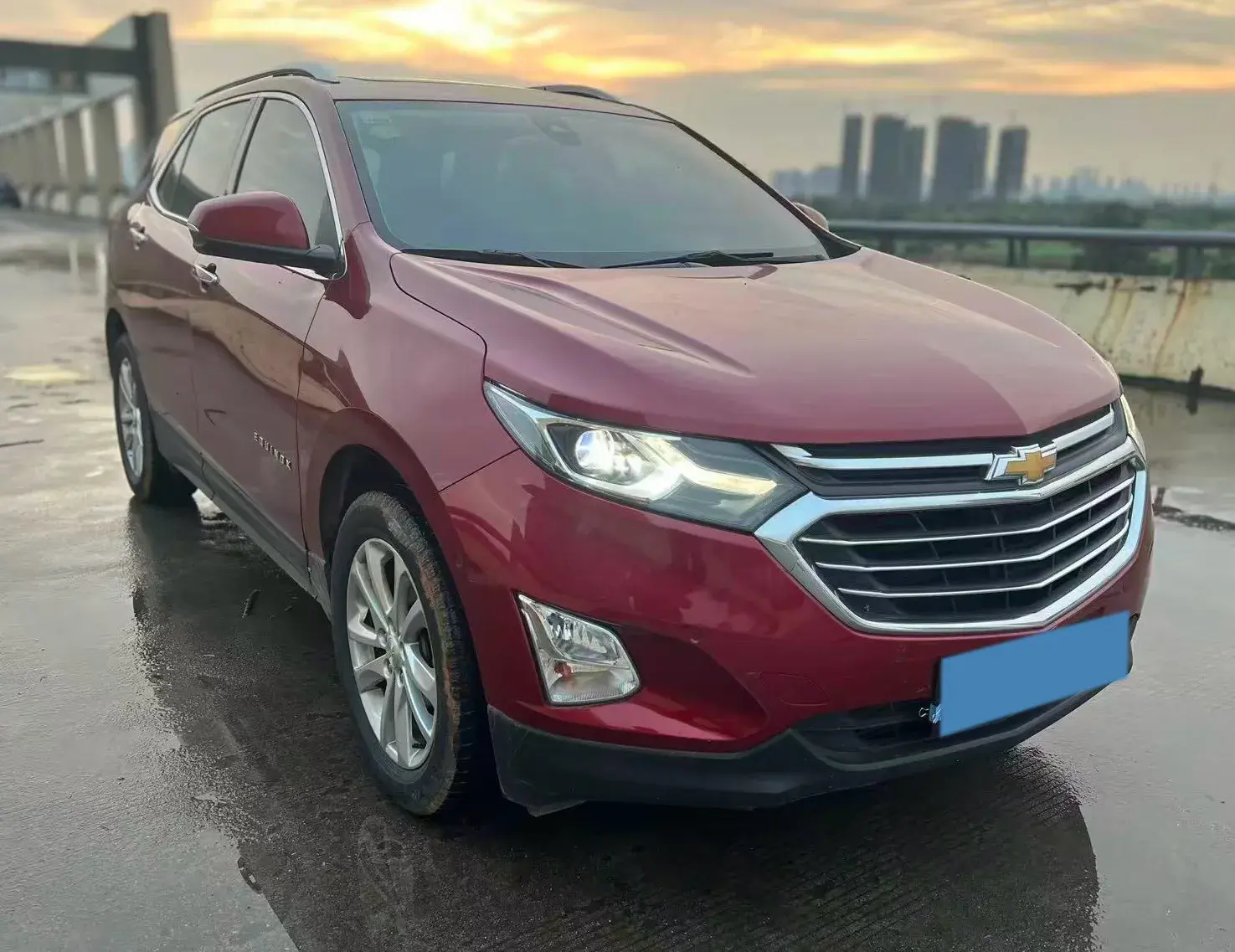 2018 CHEVROLET EQUINOX thumbnail 3