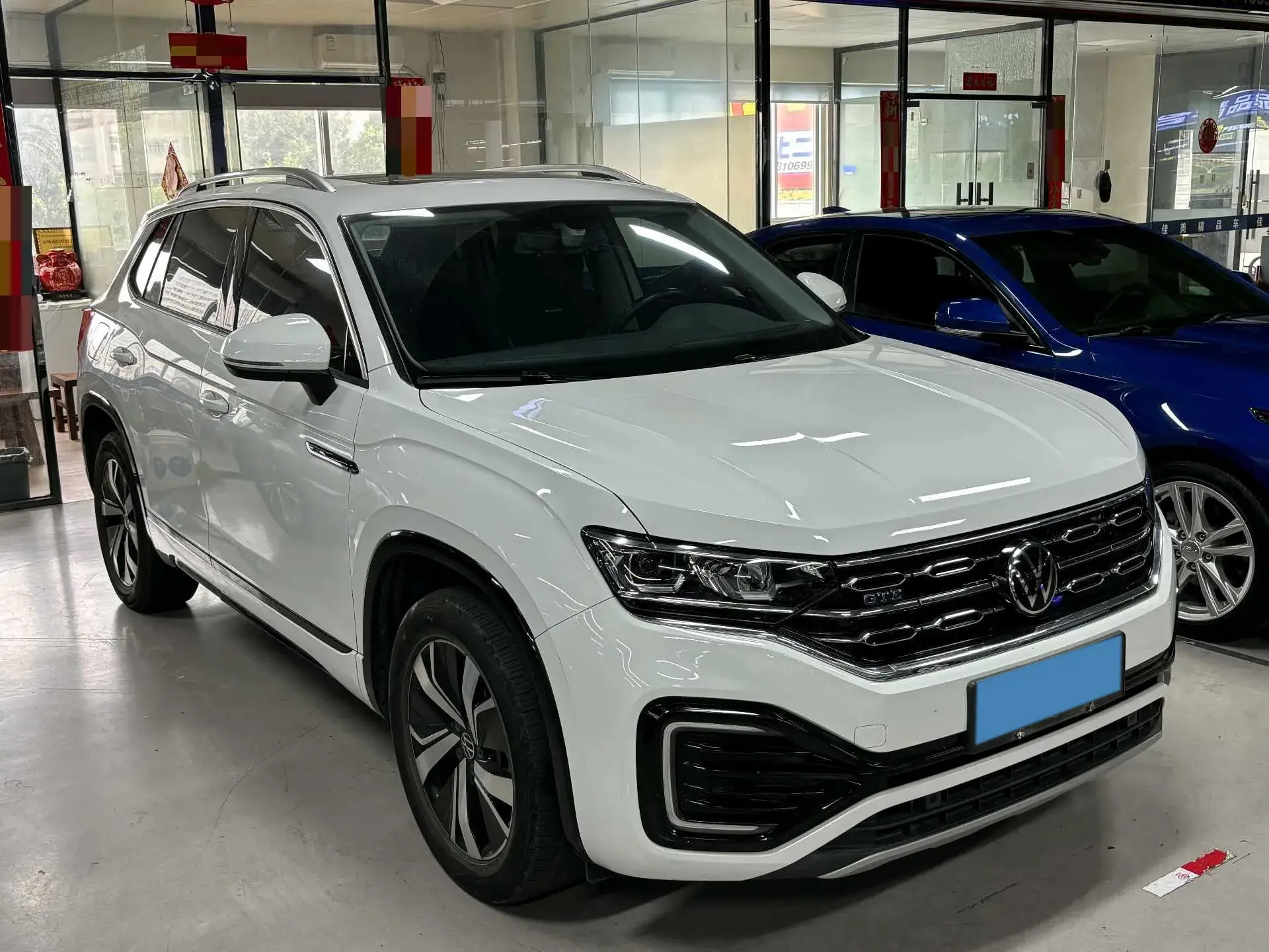 2022 VOLKSWAGEN TAYRON thumbnail 3