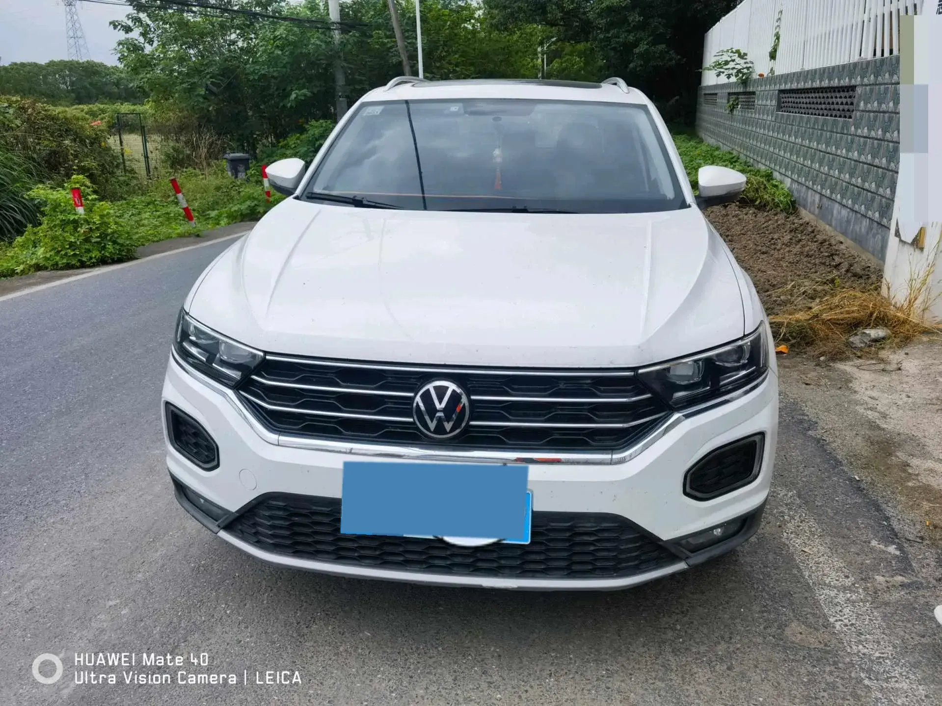 2020 VOLKSWAGEN T-ROC thumbnail 2
