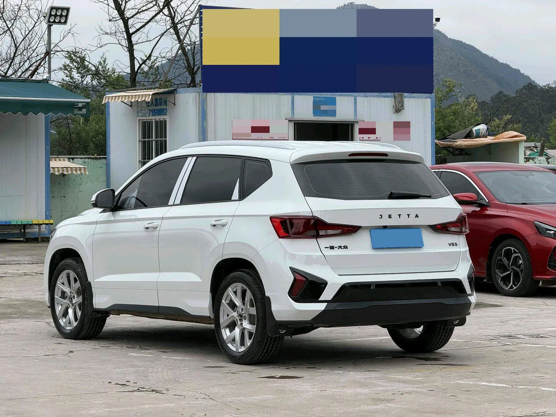 2024 JETTA VS5 thumbnail 4