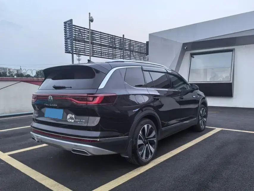 2023 VOLKSWAGEN TALAGON thumbnail 4