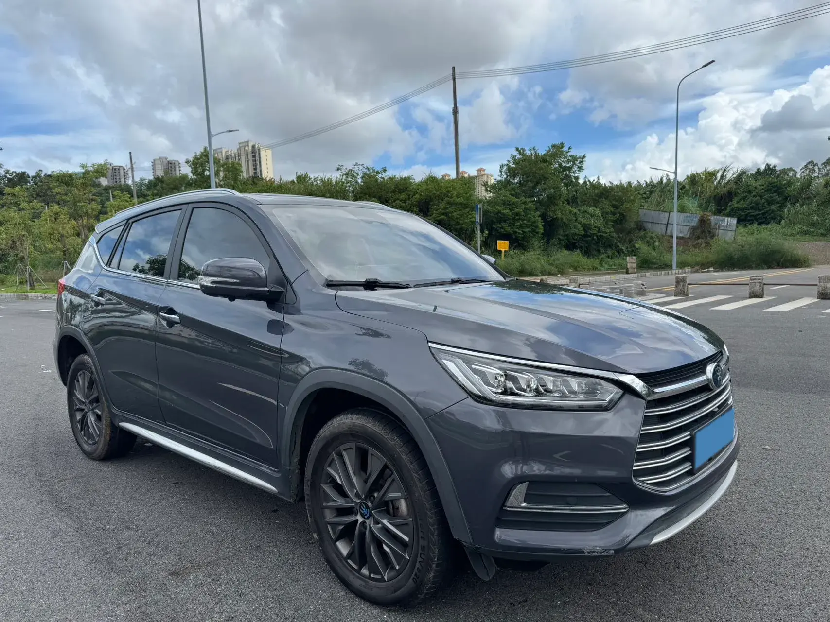 2019 BYD SONG thumbnail 3