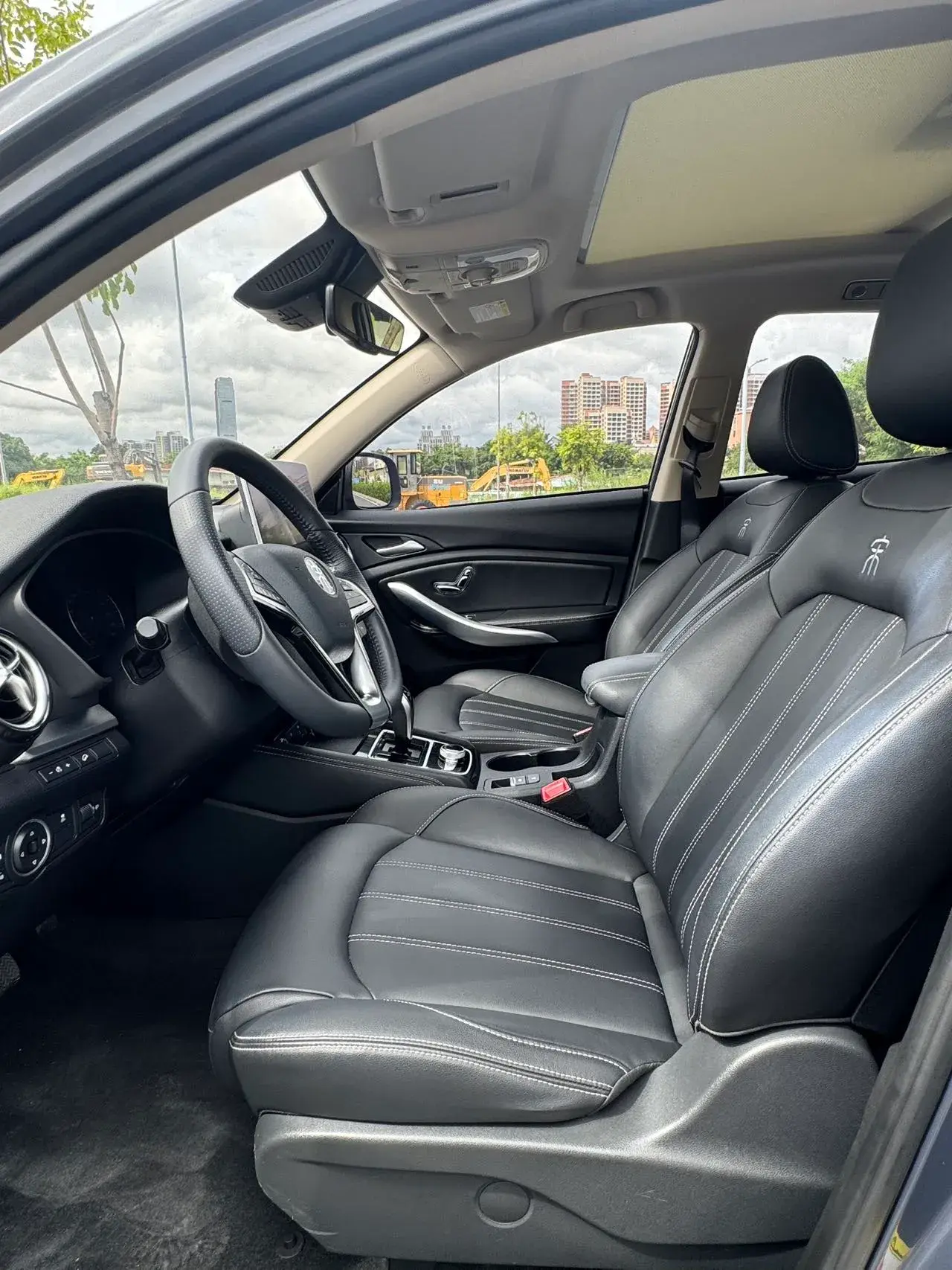 2019 BYD SONG thumbnail 4