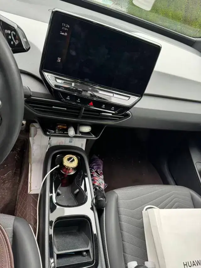 2023 VOLKSWAGEN ID.3 thumbnail 4