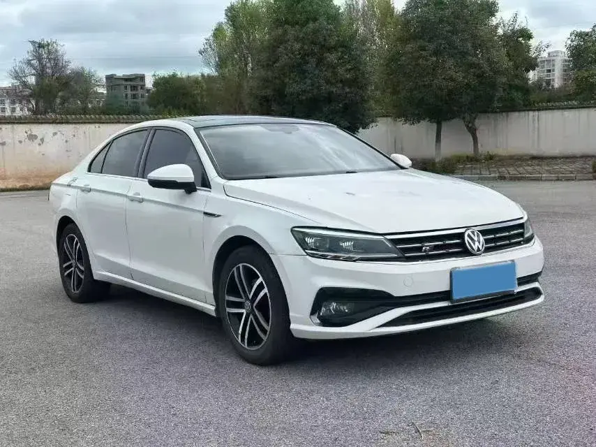 2021 VOLKSWAGEN LAMANDO thumbnail 2