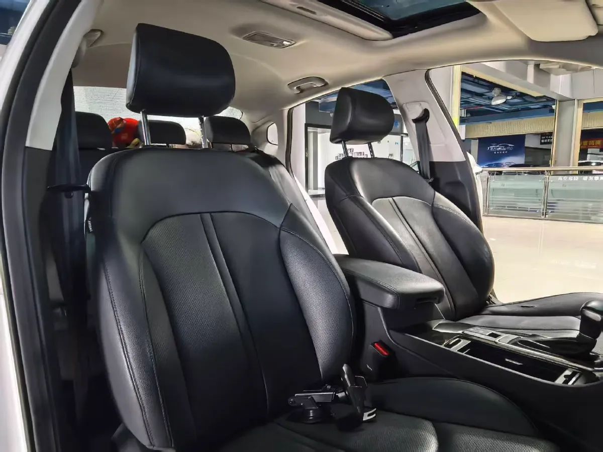 2017 Kia K5 2.0L 161HP L4 6AT,autocango,china used car exporter,china ev exporter,chinese used car exporter,chinese used ev exporter