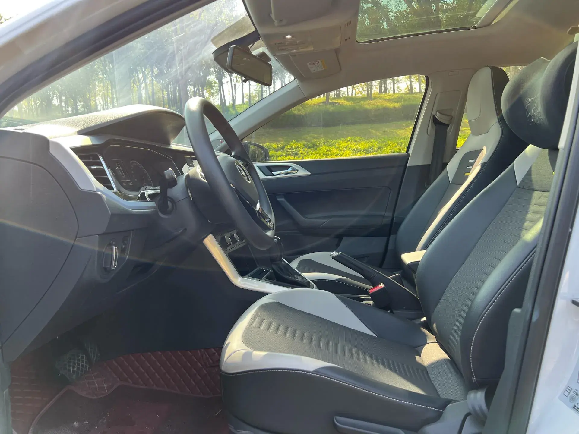 2019 VOLKSWAGEN POLO thumbnail 4