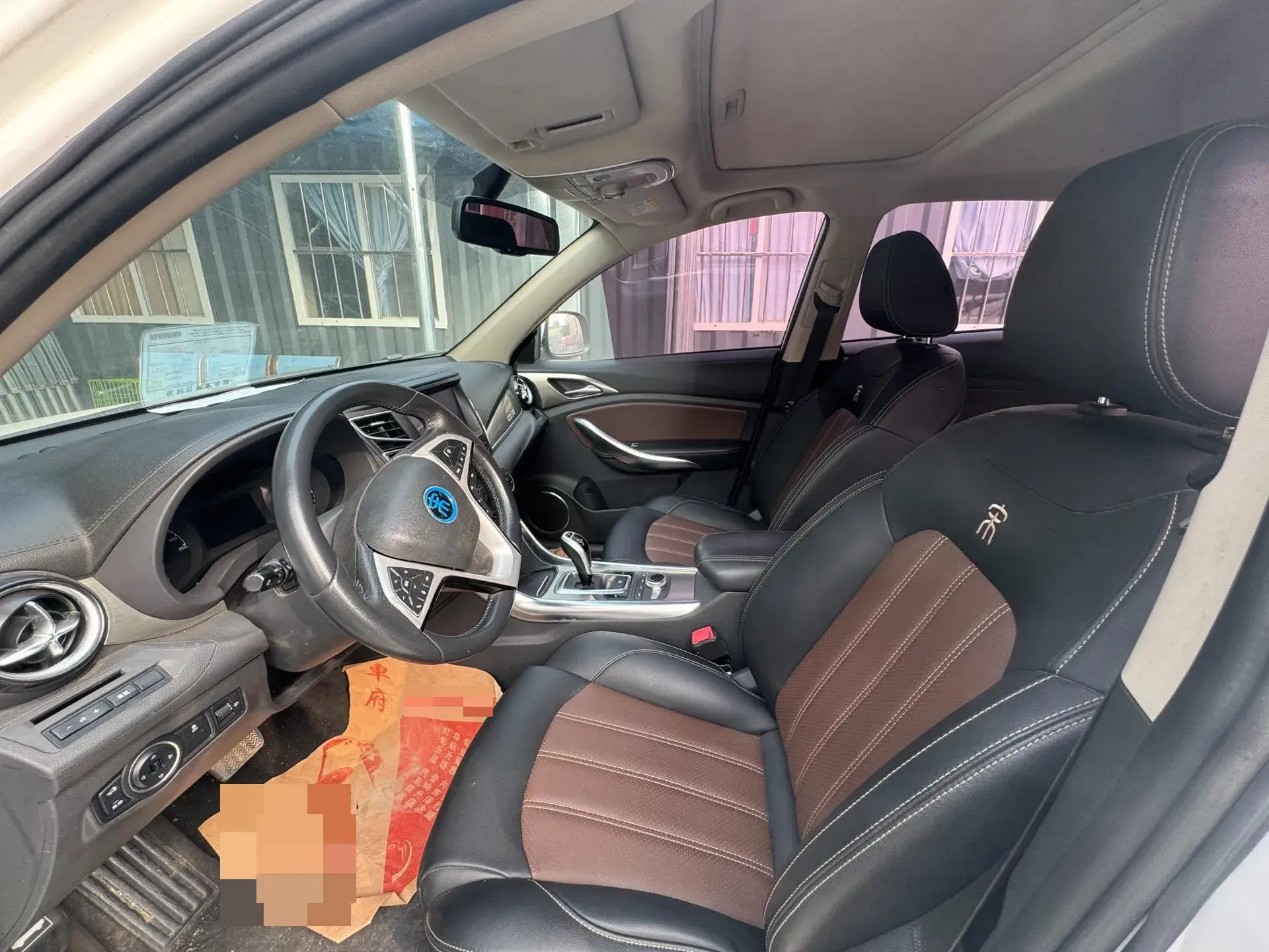 2017 BYD SONG thumbnail 4