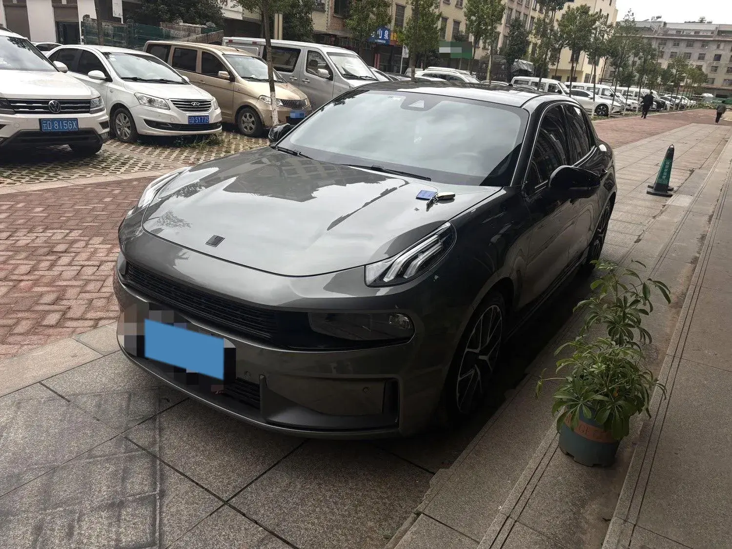 2022 LYNK&CO 03 view 1