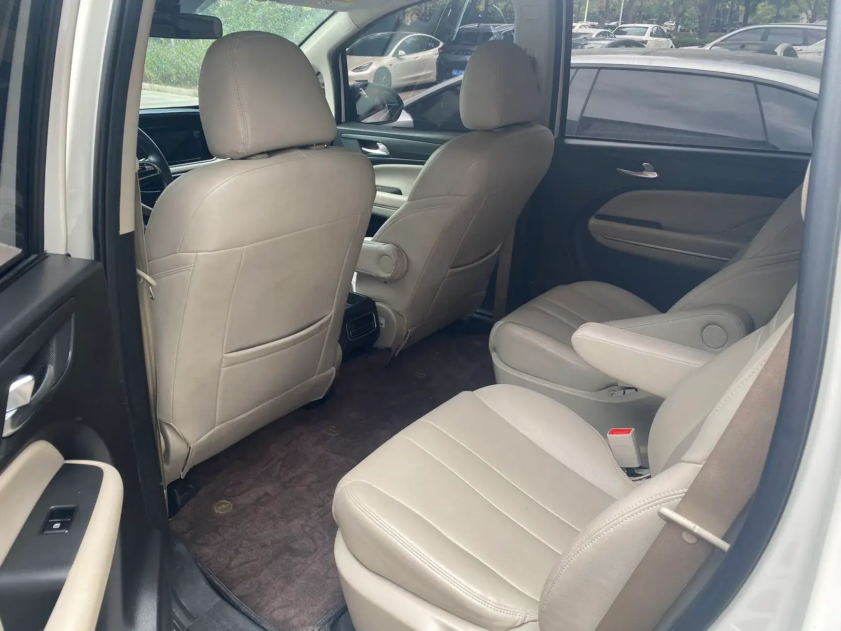 2021 GAC TRUMPCHI thumbnail 3