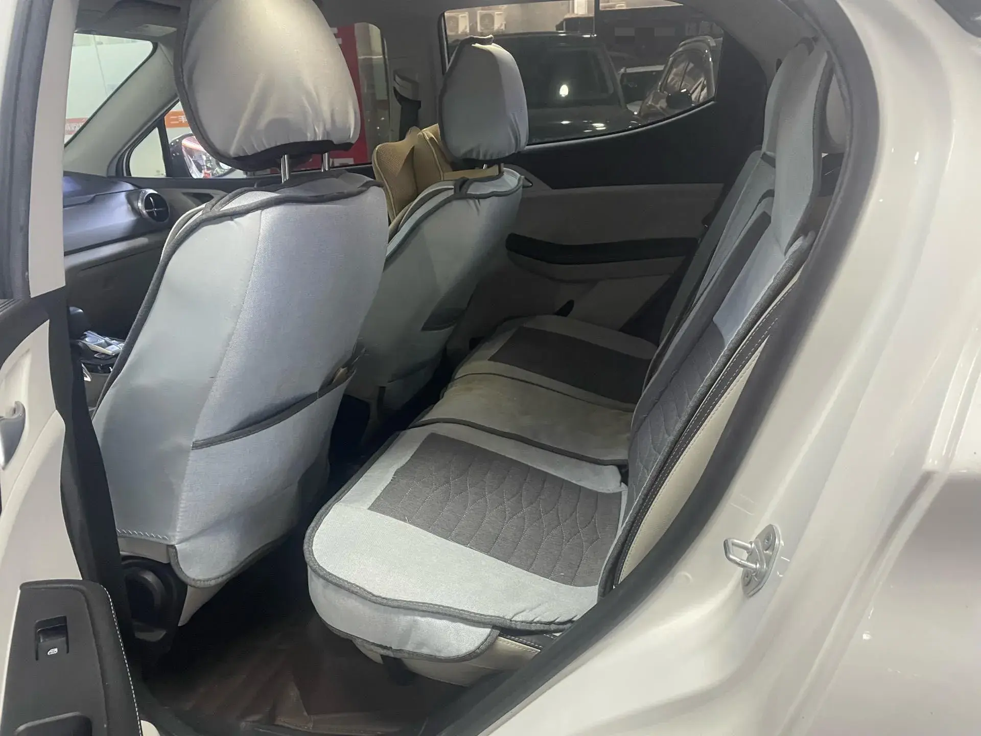 2021 BYD YUAN thumbnail 4