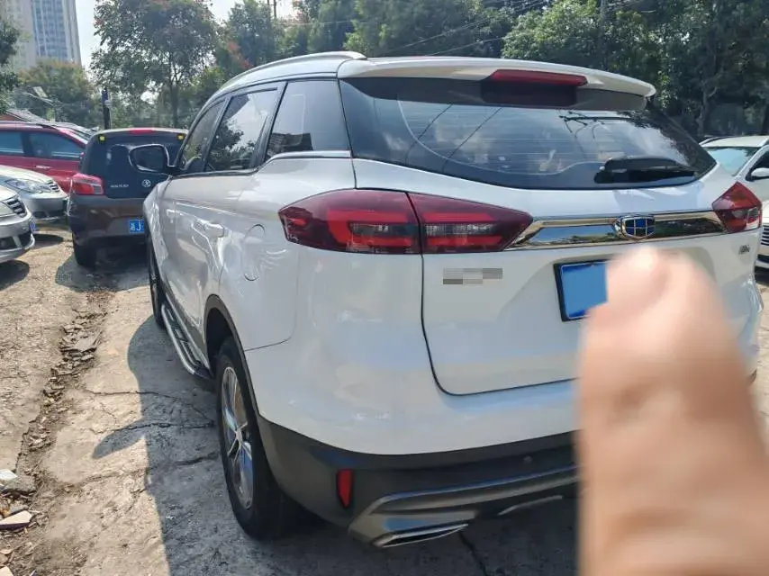 2018 GEELY AZKARRA thumbnail 2