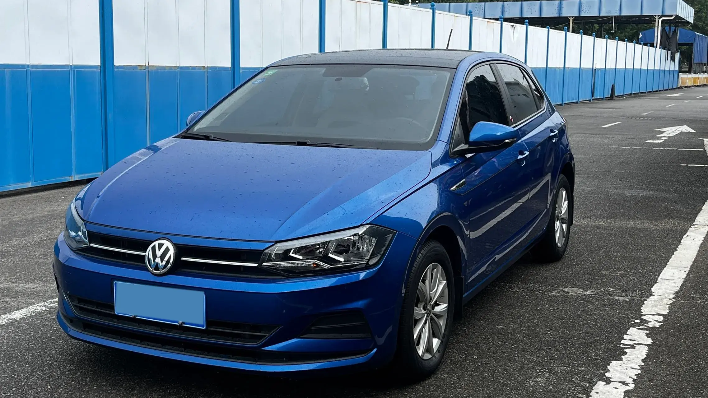 2019 VOLKSWAGEN POLO view 1