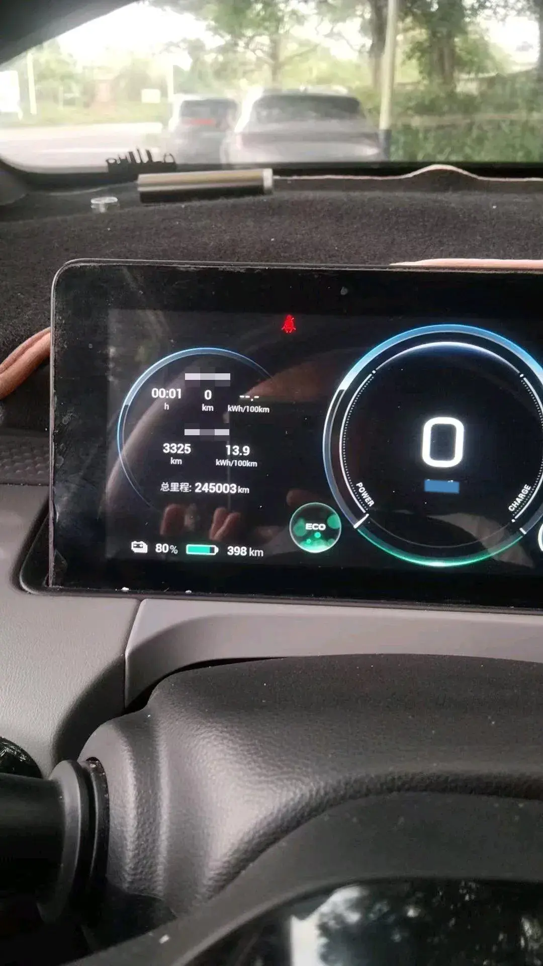 2021 AION Y thumbnail 3