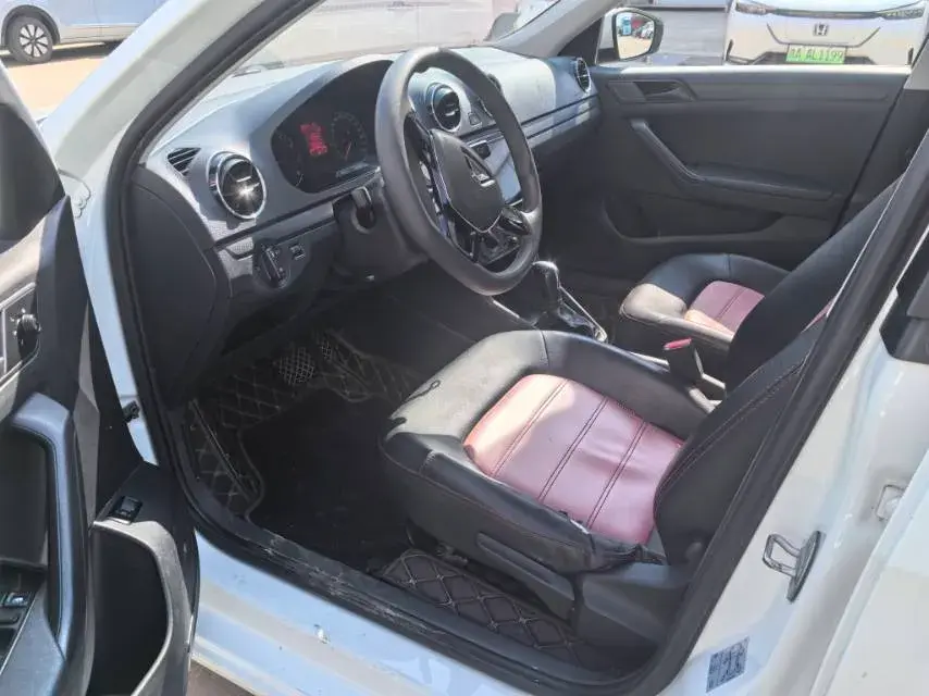 2021 JETTA VA3 thumbnail 4