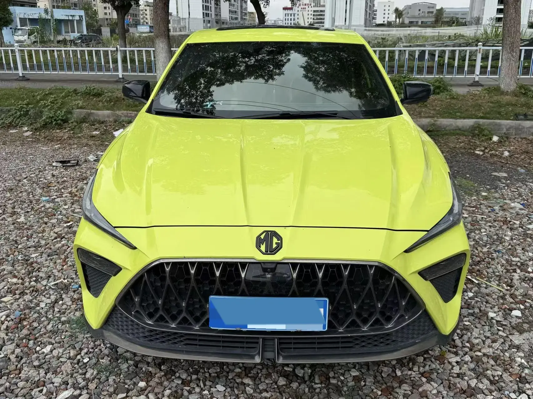 2022 MG 5 thumbnail 2