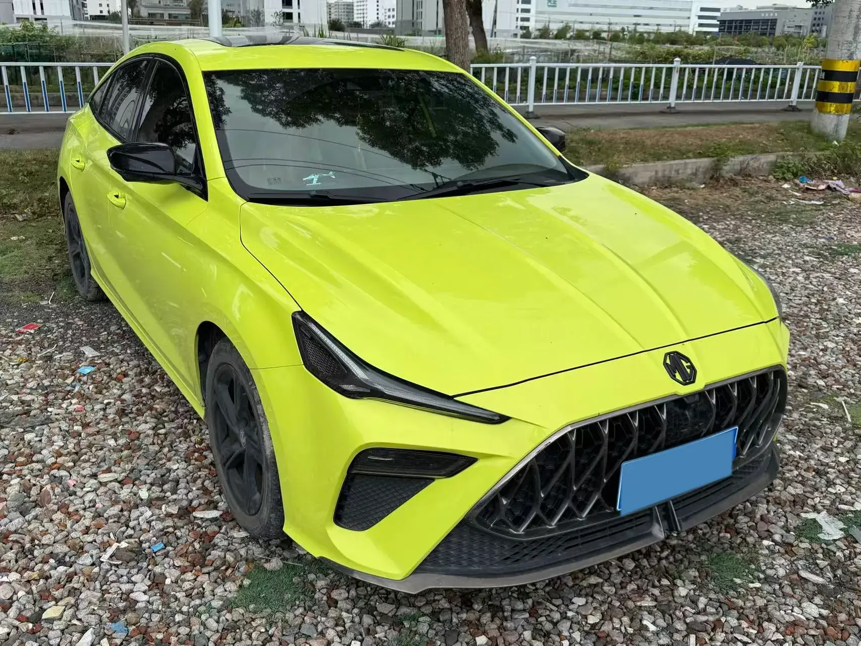 2022 MG 5 thumbnail 3