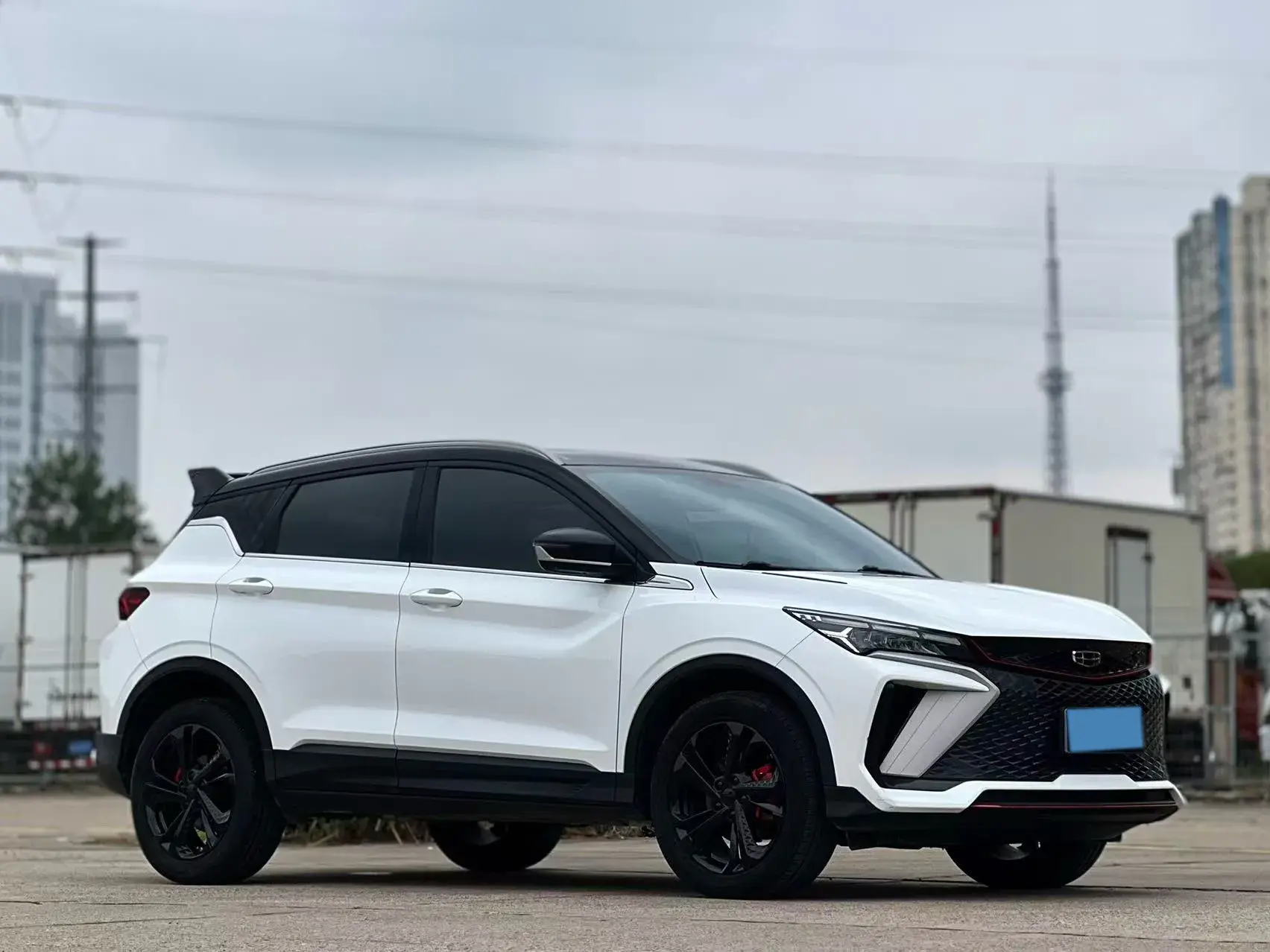 2023 GEELY COOLRAY thumbnail 3