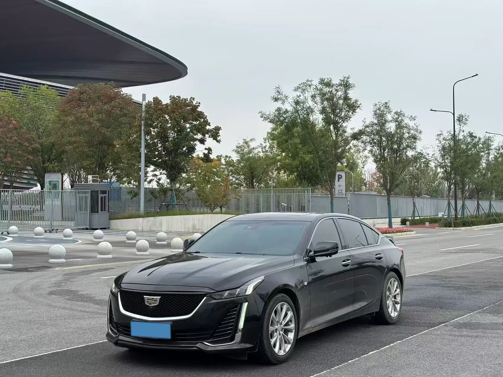 2022 CADILLAC CT5 view 1