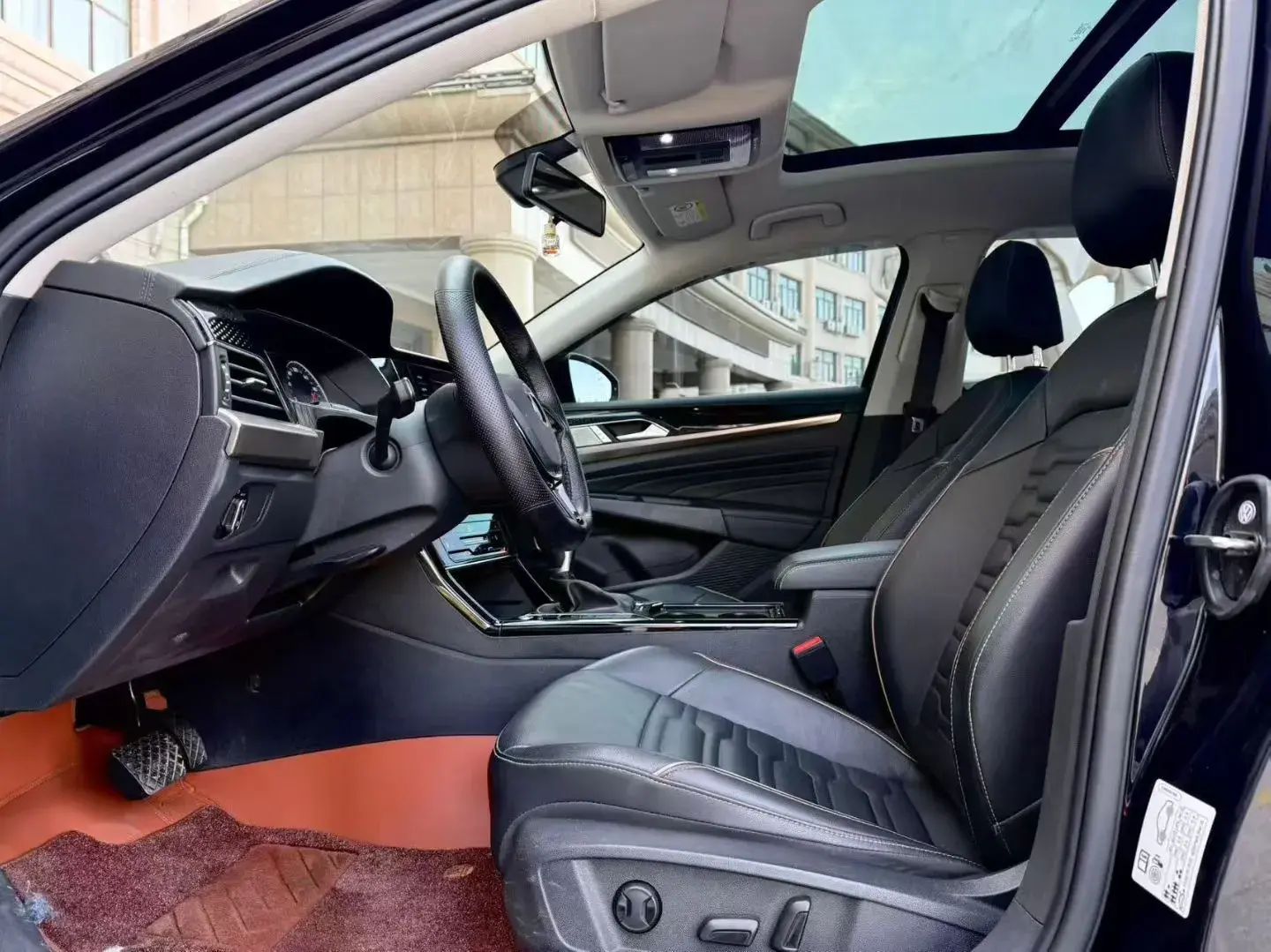 2020 VOLKSWAGEN PASSAT thumbnail 4