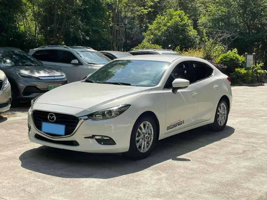 2019 MAZDA 3 view 1