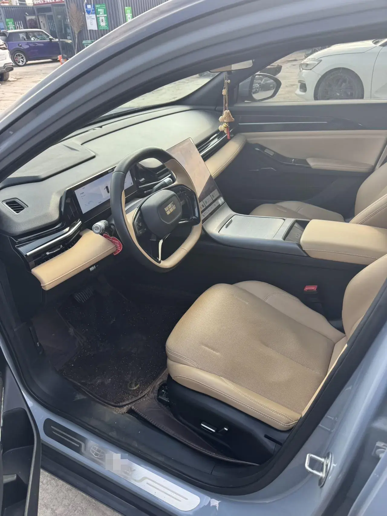 2023 GEELY GALAXY thumbnail 2