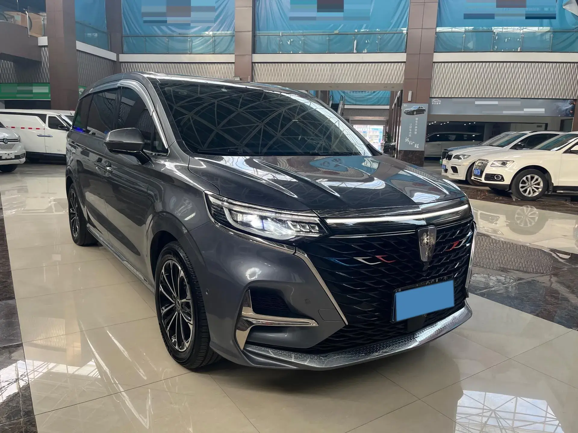 2021 ROEWE IMAX8 thumbnail 2