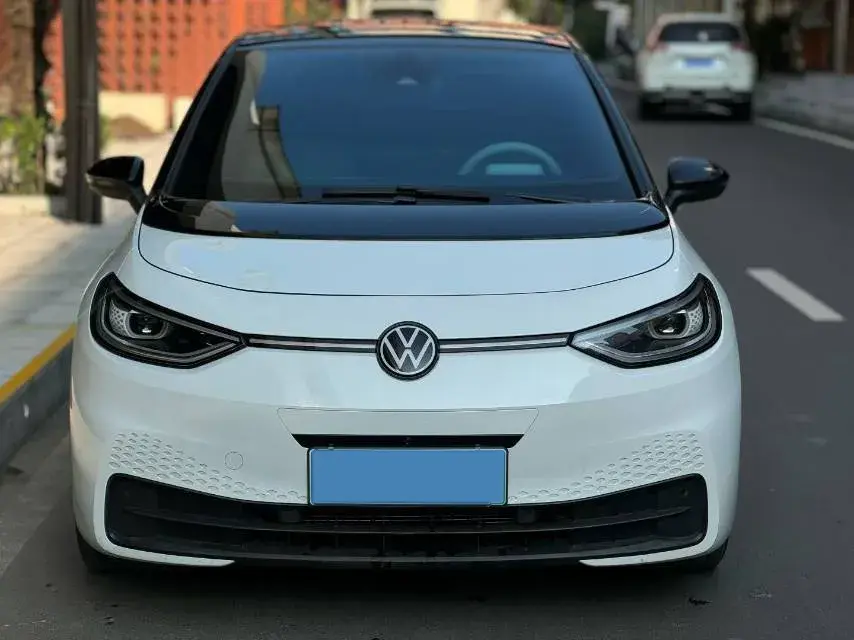 2024 VOLKSWAGEN ID.3 thumbnail 2