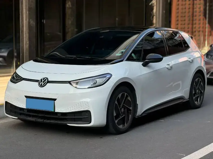 2024 VOLKSWAGEN ID.3 view 1