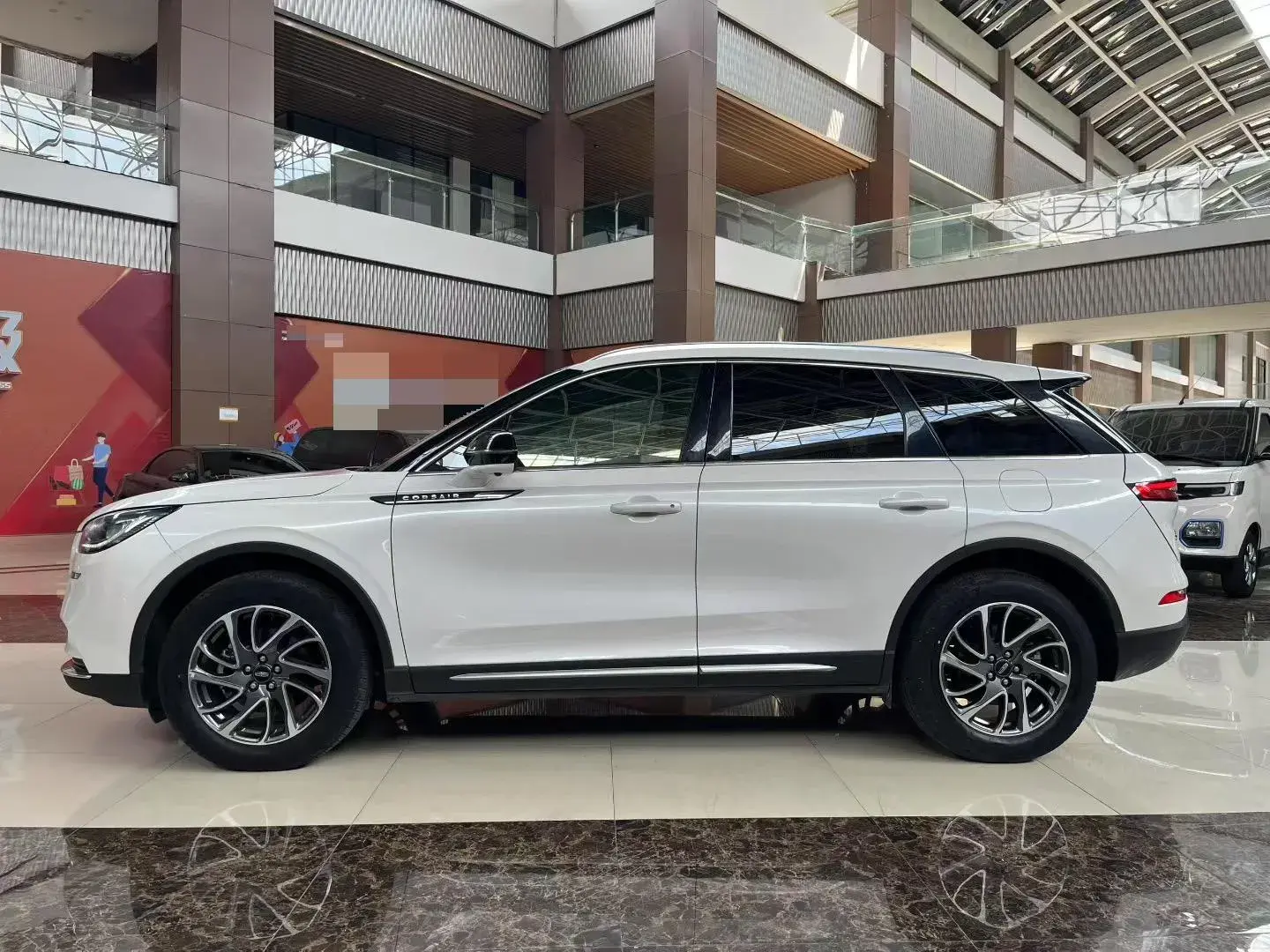 2022 LINCOLN CORSAIR thumbnail 4