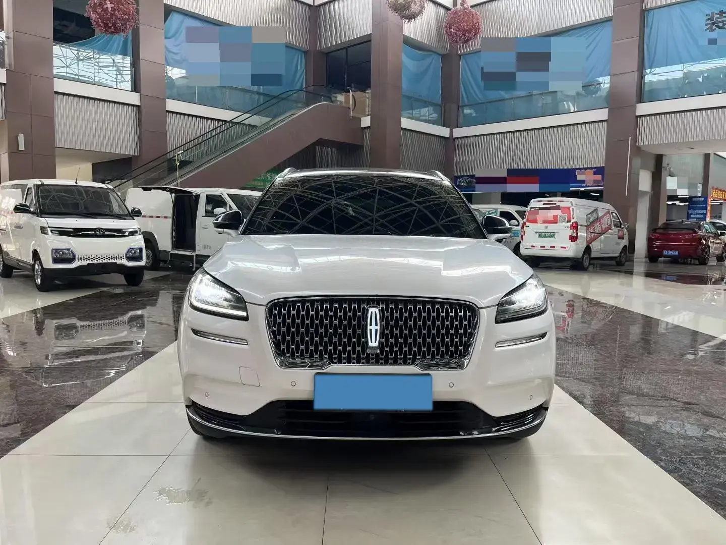 2022 LINCOLN CORSAIR thumbnail 2