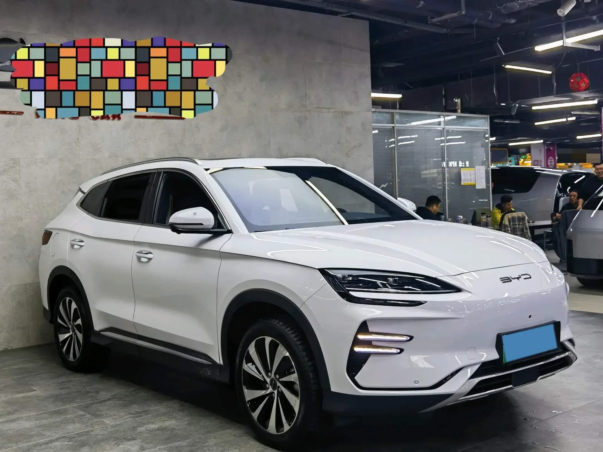 2023 BYD SONG thumbnail 3