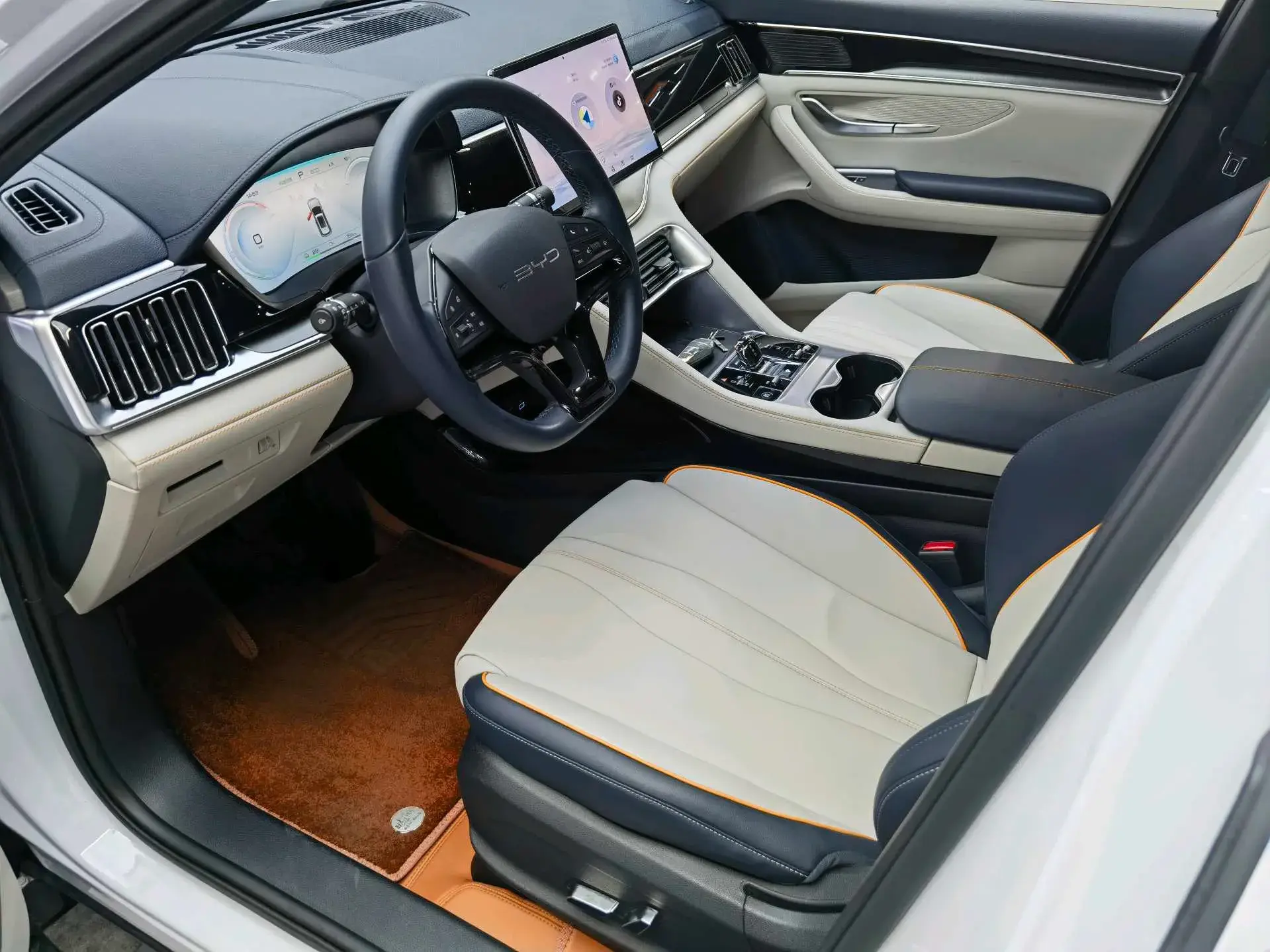 2023 BYD SONG thumbnail 4