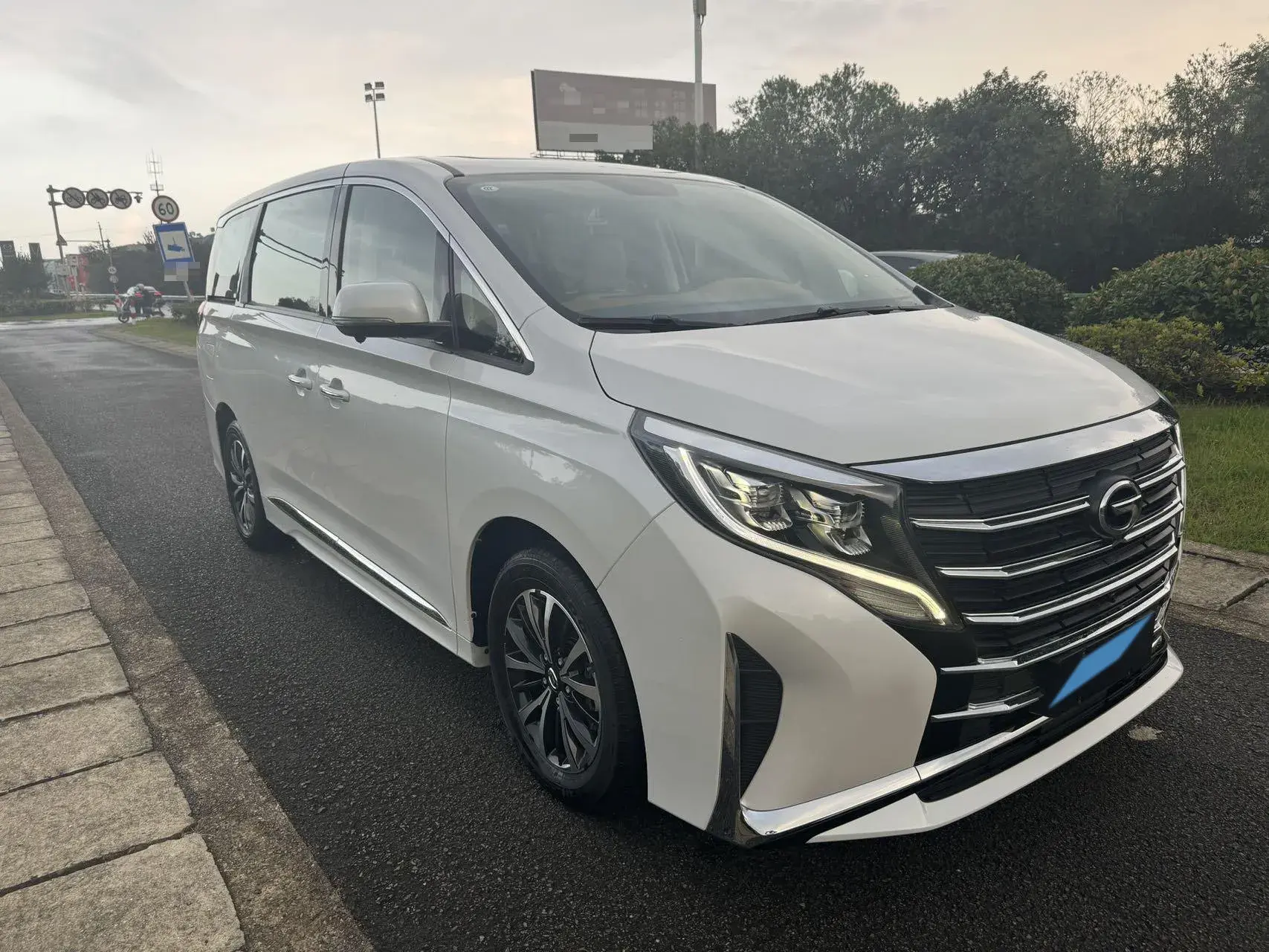 2023 GAC TRUMPCHI thumbnail 3
