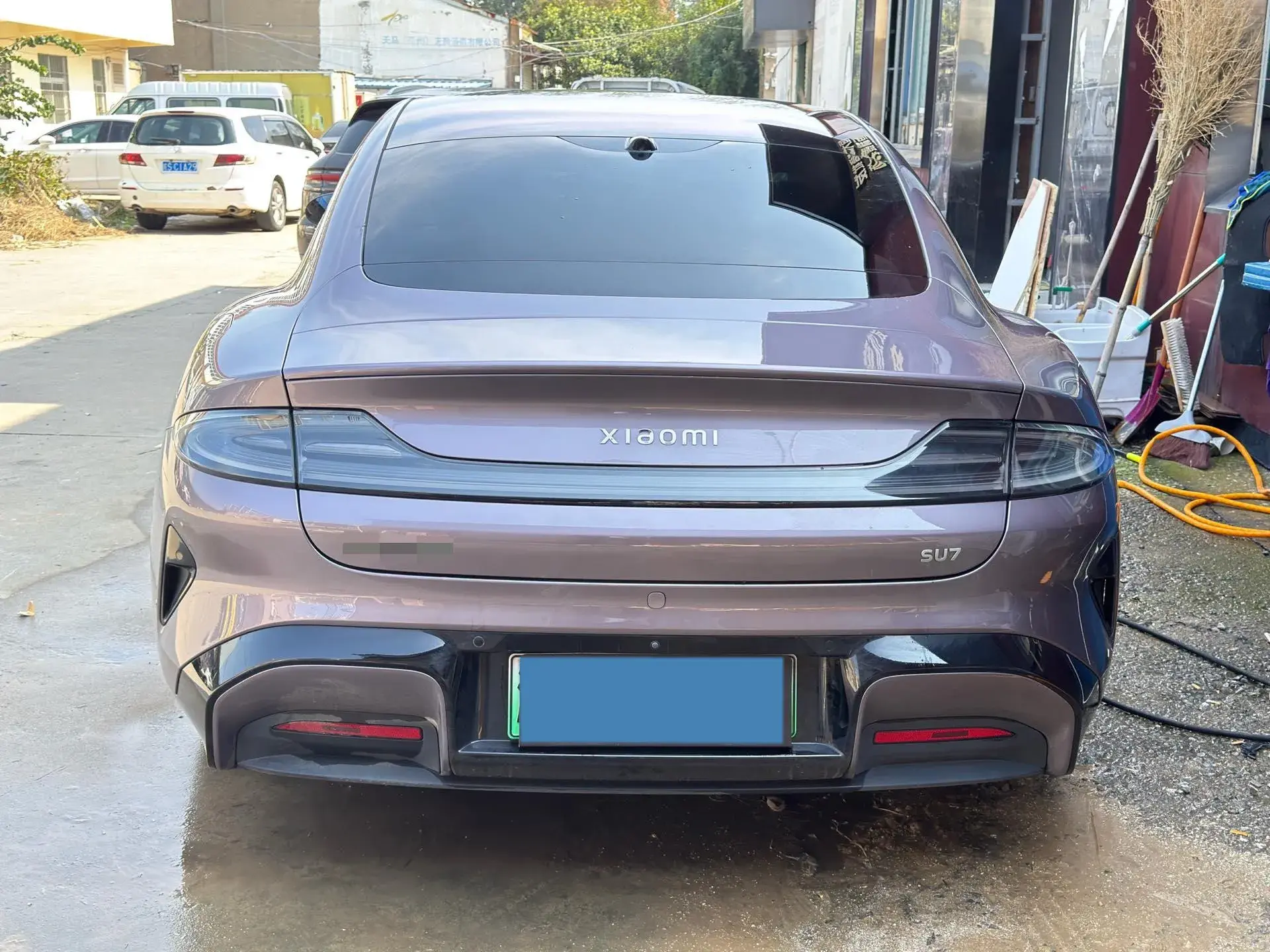 2024 MI SU7 thumbnail 4