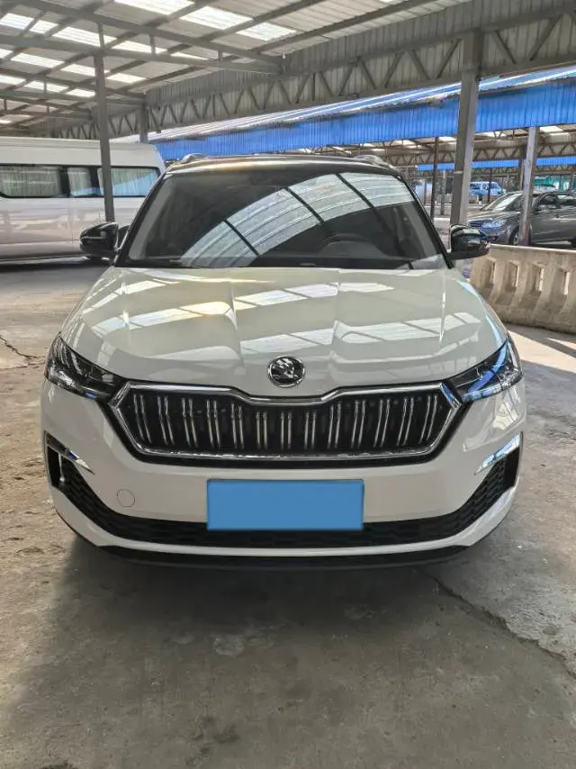 2023 SKODA KAMIQ thumbnail 2