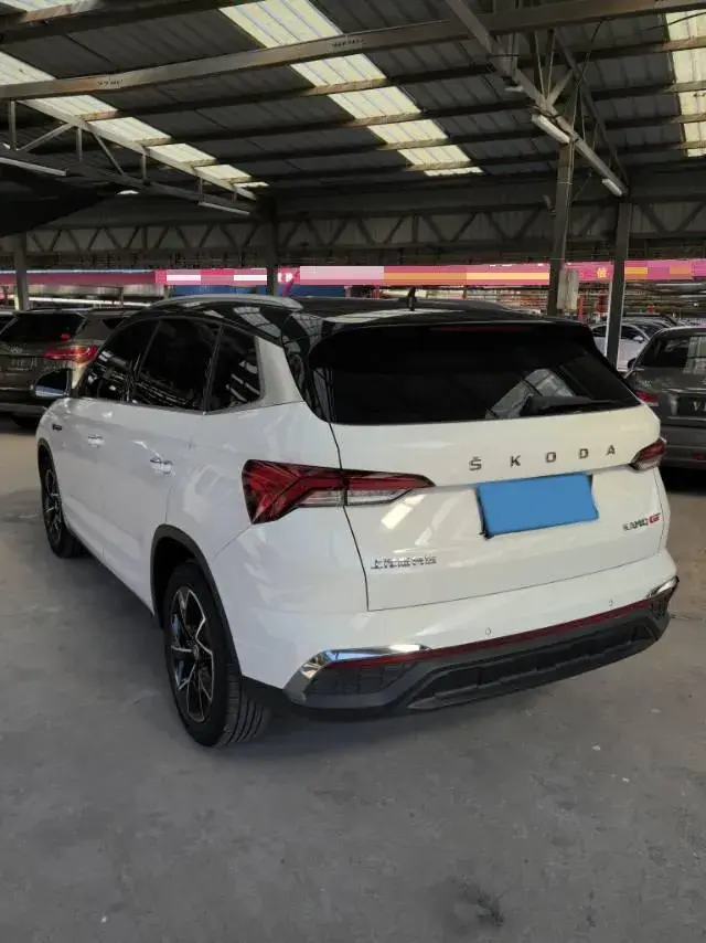 2023 SKODA KAMIQ thumbnail 4