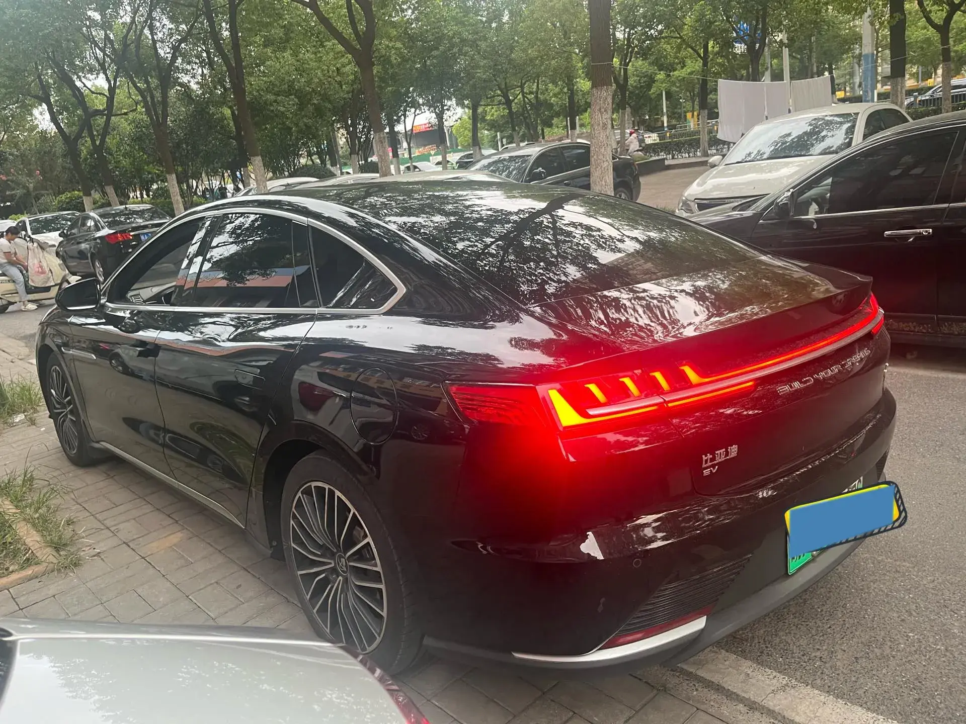 2020 BYD HAN thumbnail 4