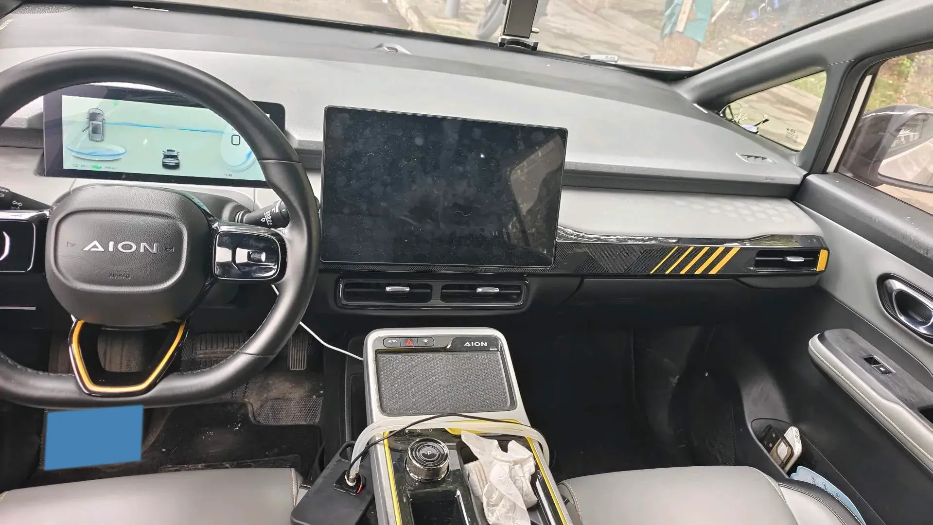 2022 AION Y thumbnail 3