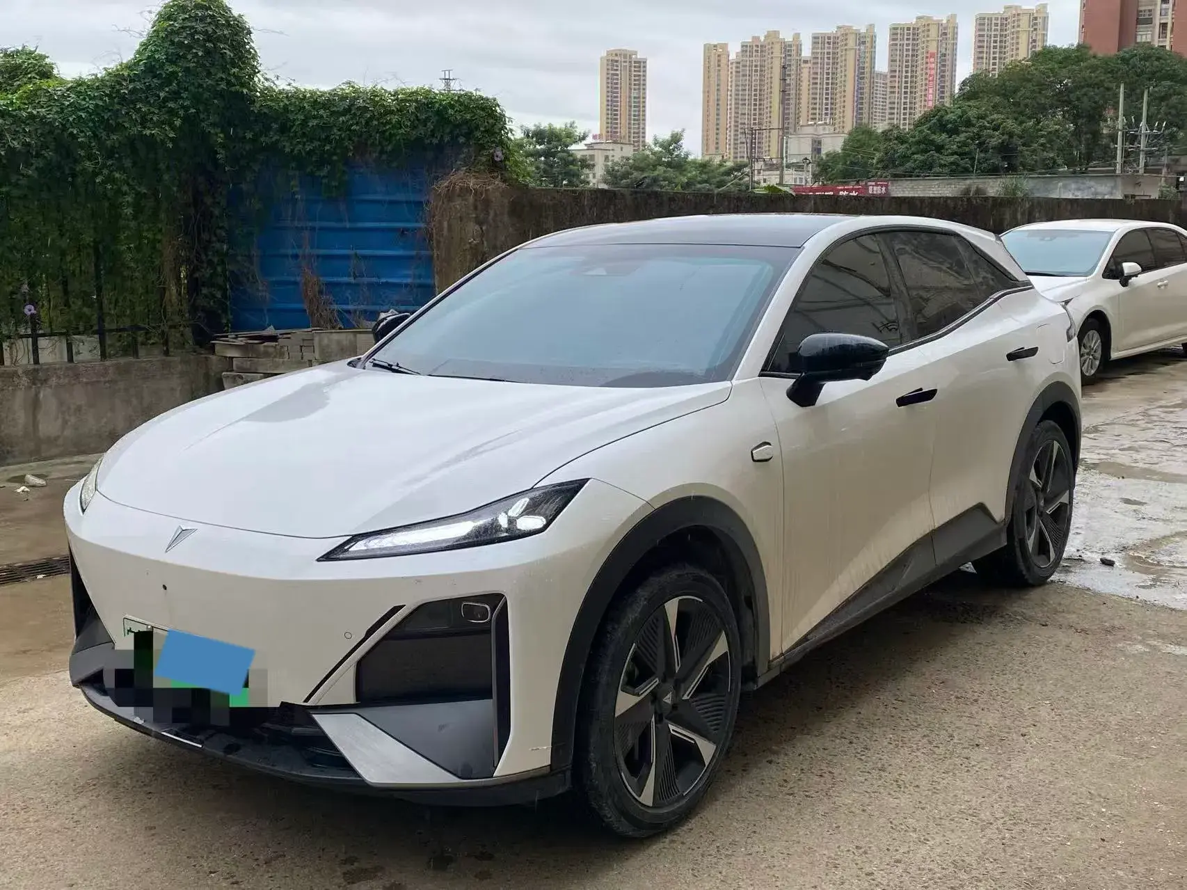 2023 DEEPAL SL03 view 1